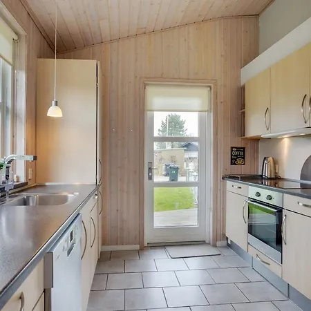 Flete - 200m From The Sea By Interhome